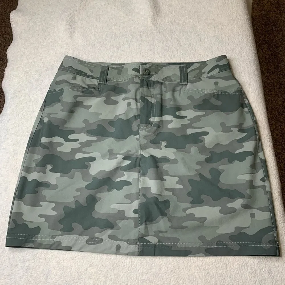 Eddie Bauer camouflage skort